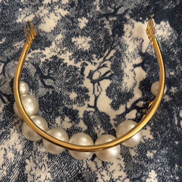 Dolce and Gabbana Tiara Crown Pearl Headband - Picture 3 of 4